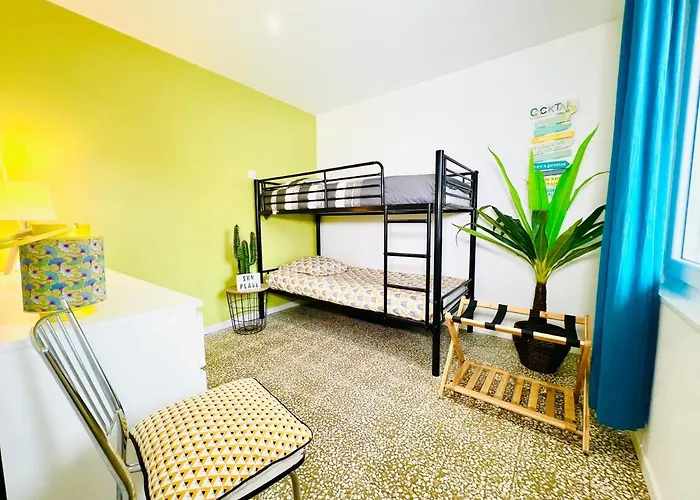 Les Nereides - T3 A 50m De La - Clim - Terrasse & Bbq - Wifi/netflix Apartment *